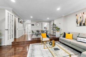 Townhouse In Woodbridge